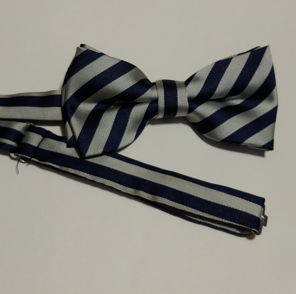 Bow tie for kids/youth